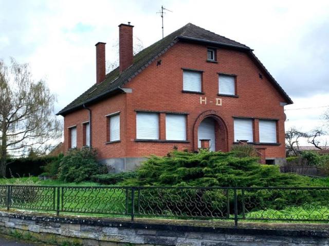 Pavillon individuel des années 60 sur sous-sol complet, bâti